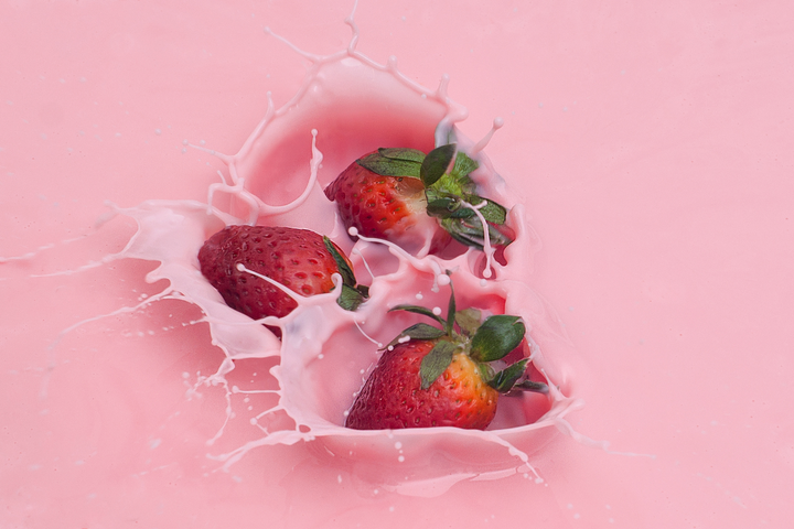 5 Strawberries & Cream Protein Recipes